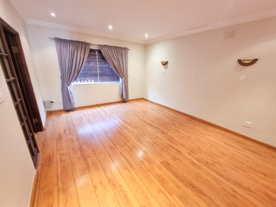 4 Bedroom Property for Sale in Turf Hall Estate Western Cape
